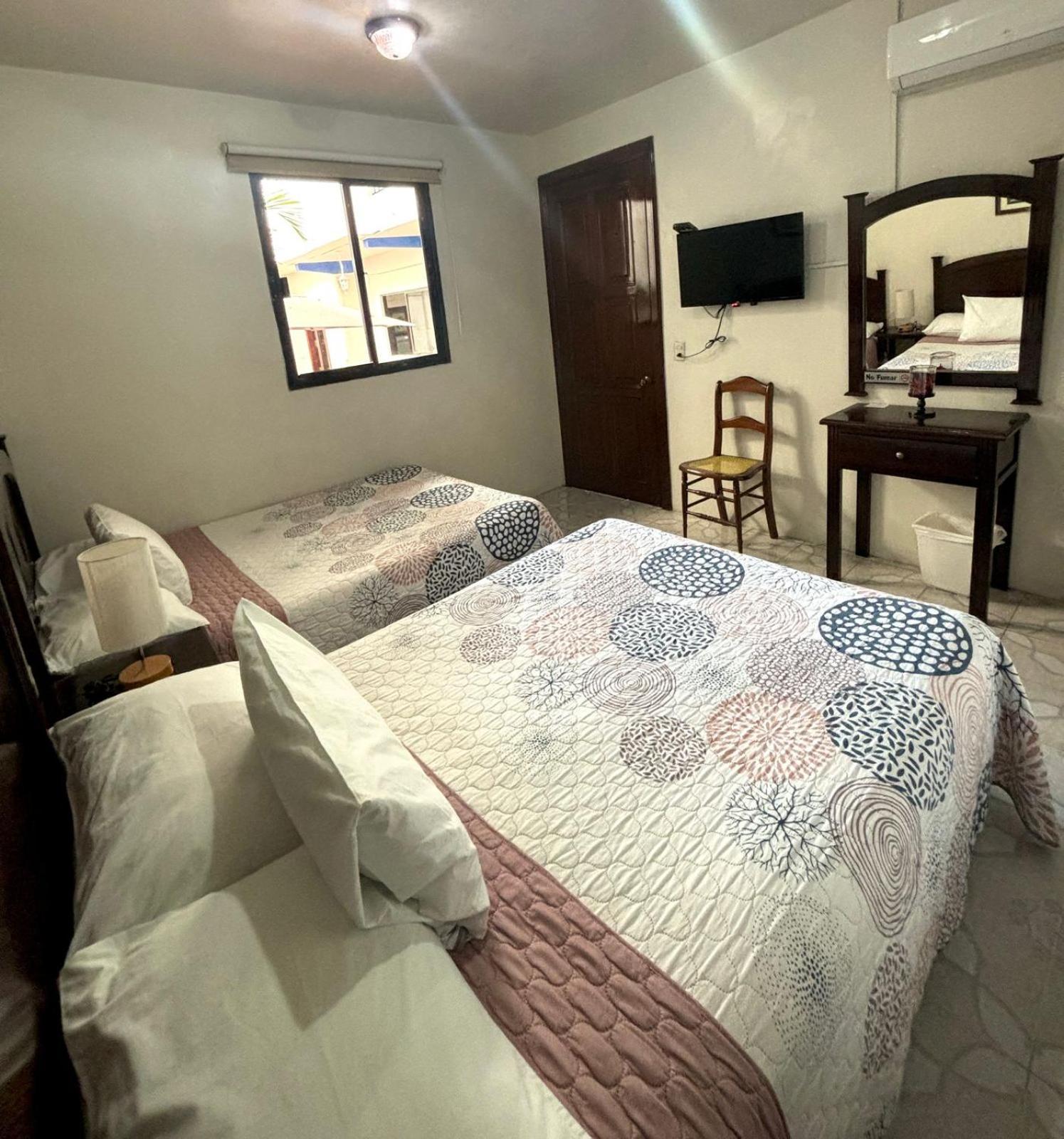 Hotel Casa Blanca Tlacotalpan Eksteriør billede